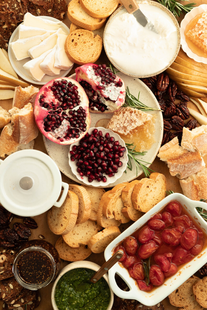 Holiday bruschetta board recipe.