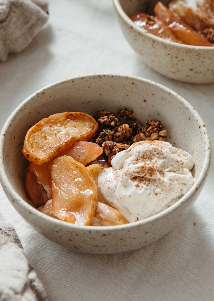 cinnamon baked apples